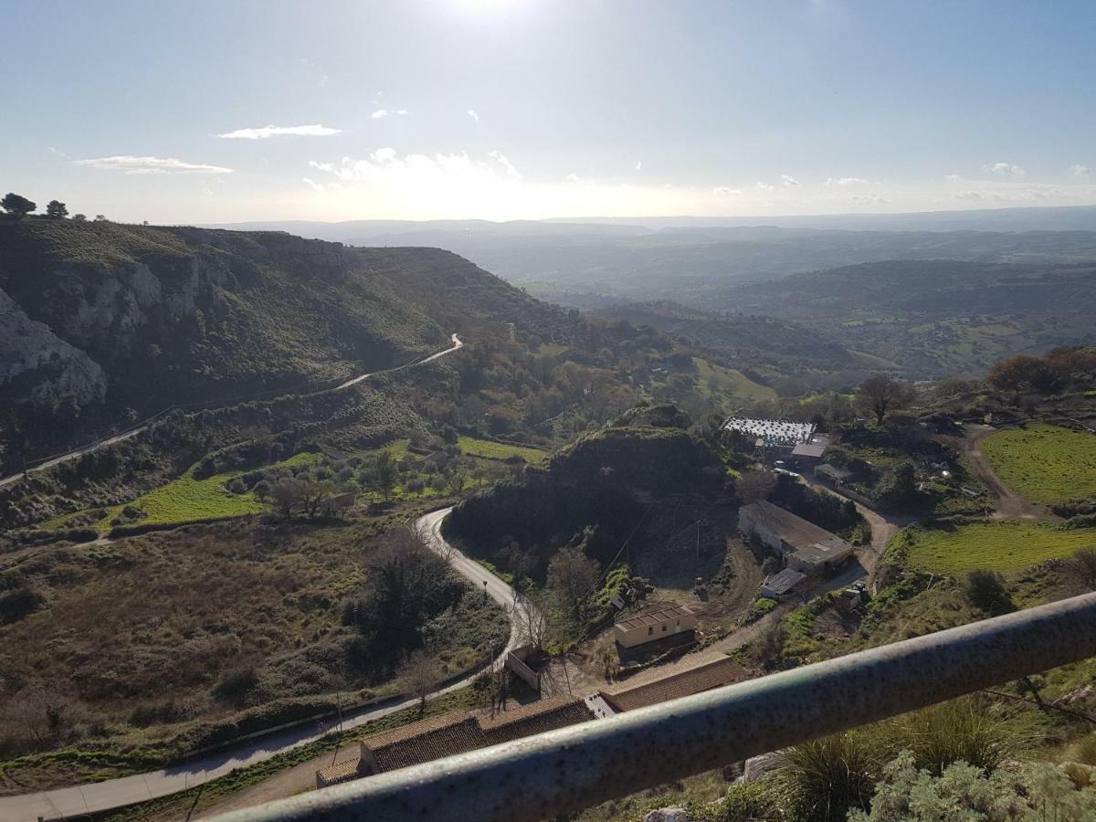La Mansarda Iblea Villa Палацоло Акрейде Екстериор снимка